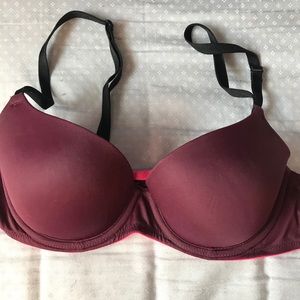 VS PINK t shirt bra